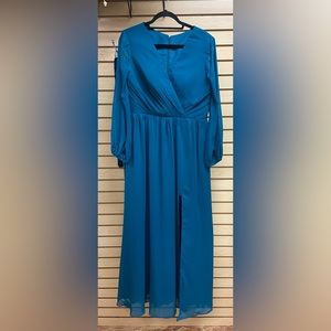 NWOT VNAIX SPECIAL OCCASION WOMEN DRESS SIZE 12